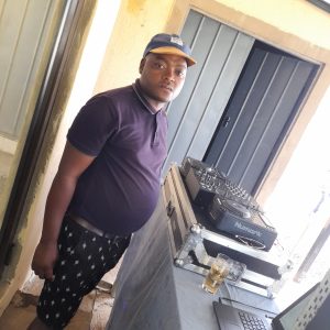 DJ-Thabang-Masenya2-300x300.jpg